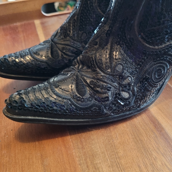 Black Sequin Western Cowgirl Heeled Booties - Picture 3 of 9